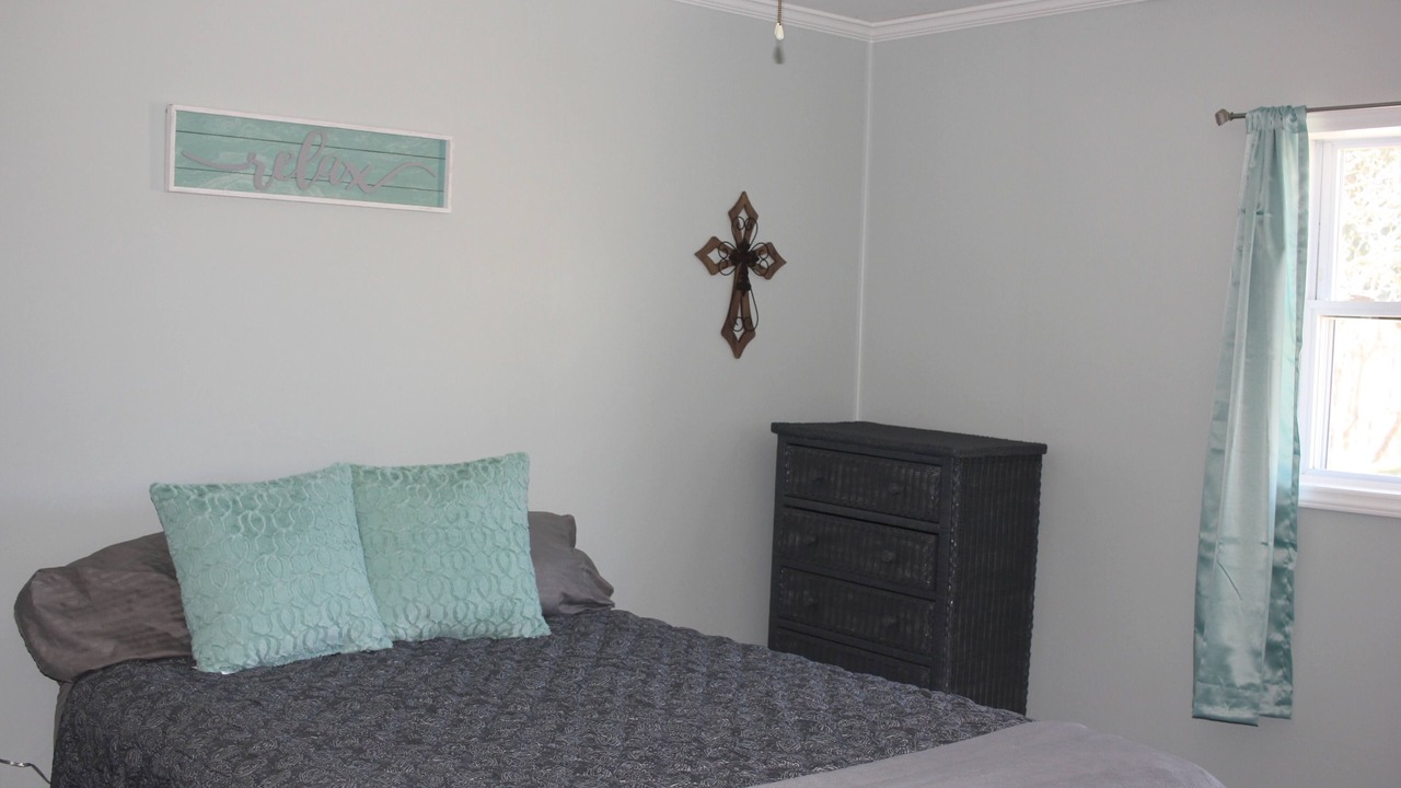 Photo of Bedroom in Flat Rock