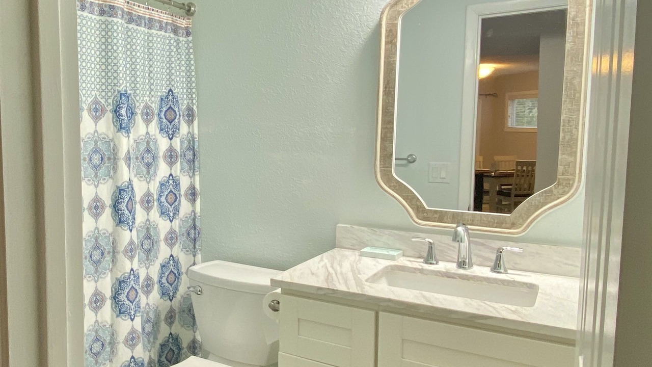 Photo of Bathroom in Colington