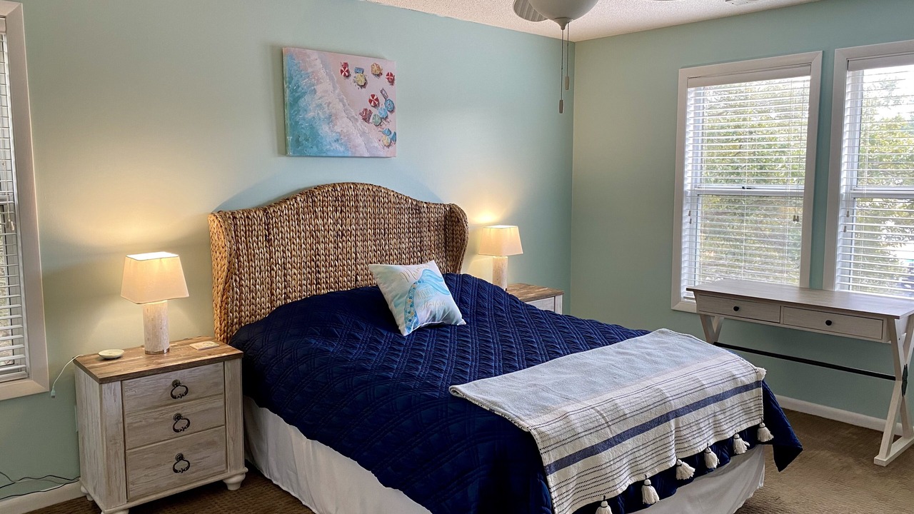 Photo of Bedroom in Colington
