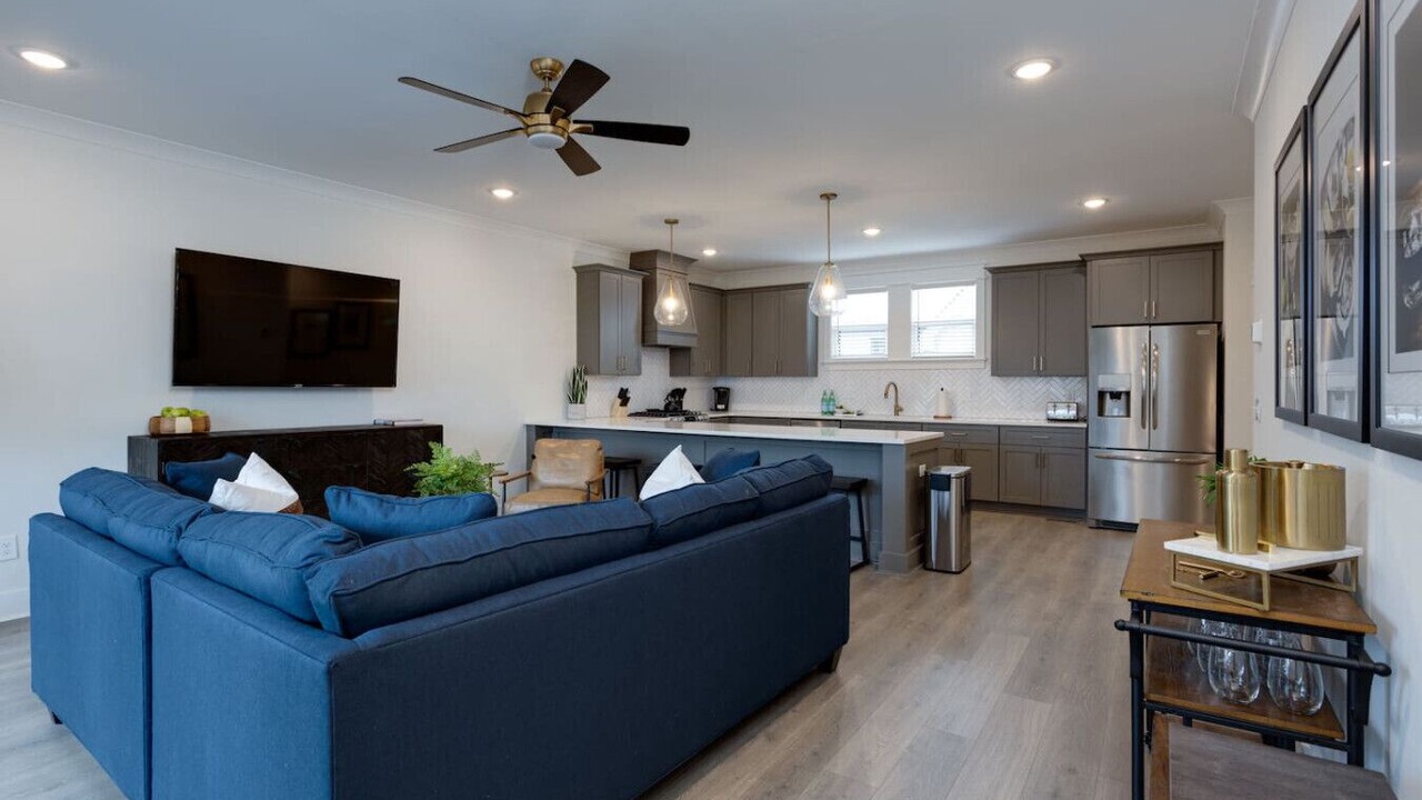 Photo of Livingroom in East Nashville