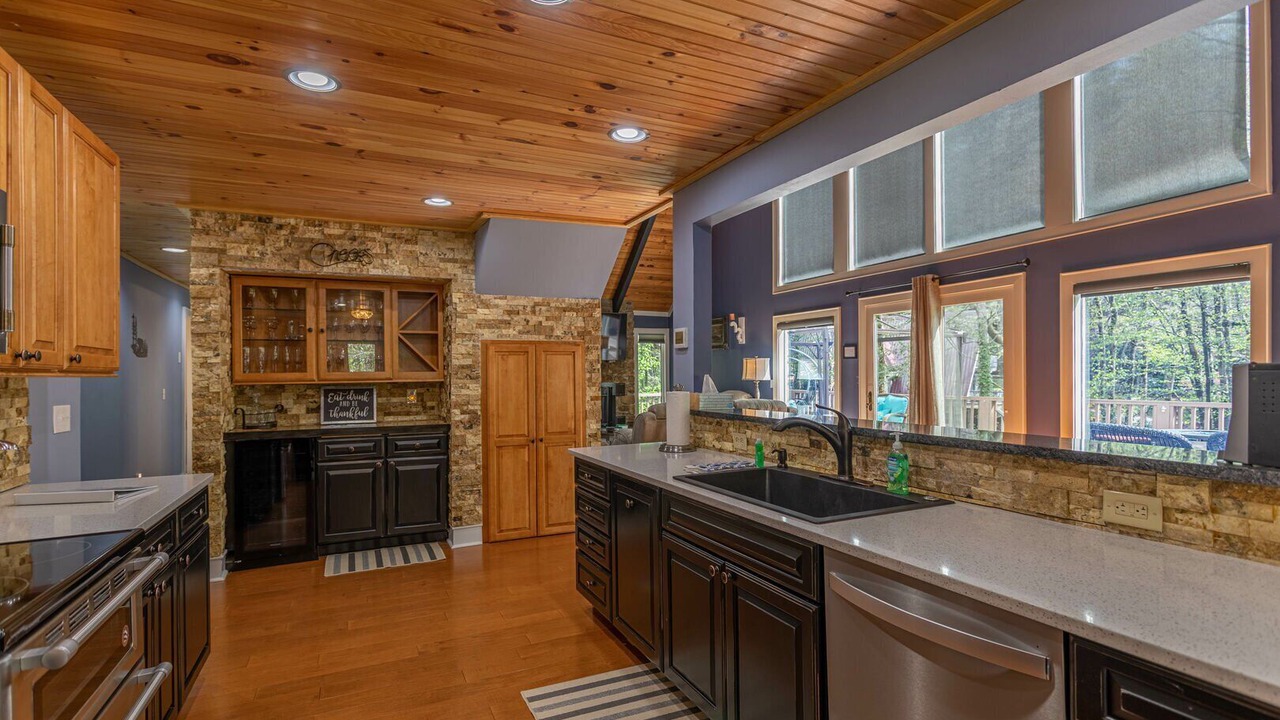 Photo of Kitchen in Newland