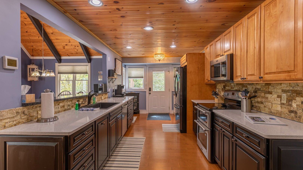 Photo of Kitchen in Newland