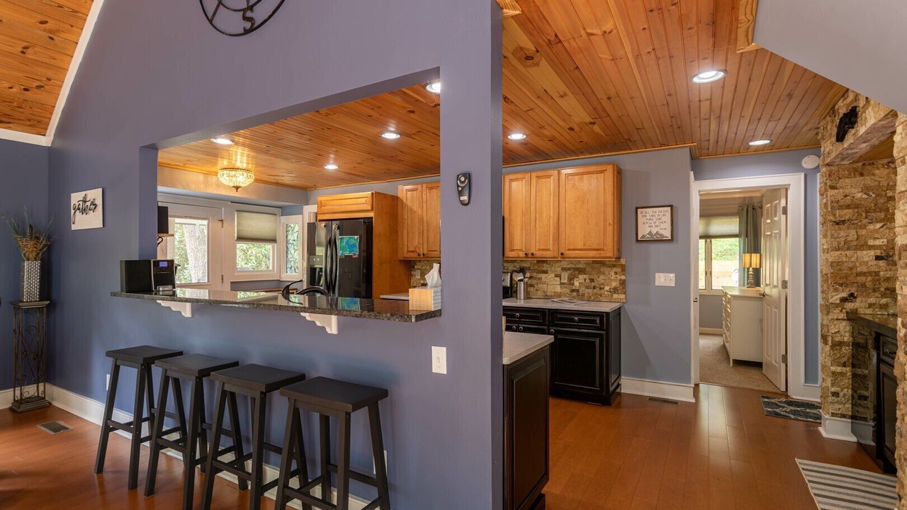 Photo of Kitchen in Newland