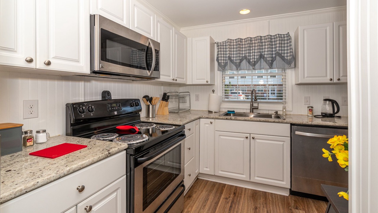 Photo of Kitchen in Pine Knoll Shores