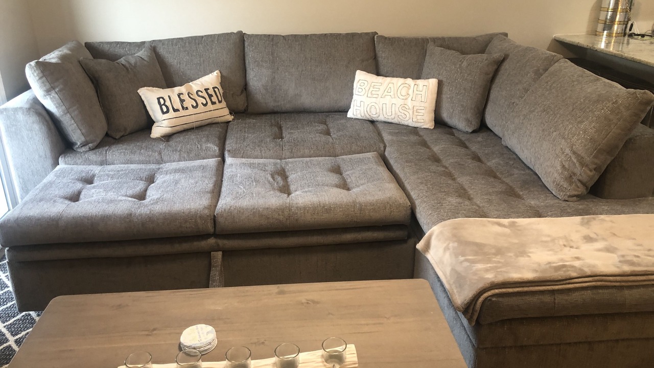 Photo of Livingroom in Pine Knoll Shores