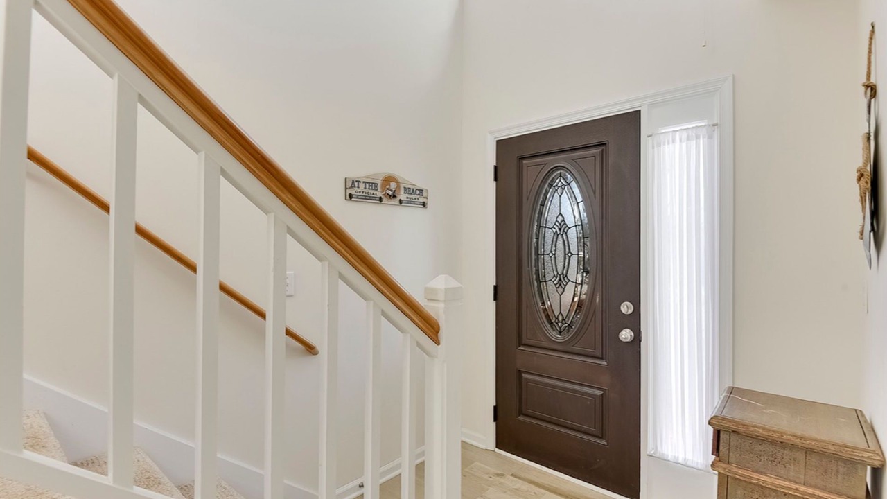 Photo of Bedroom in Corolla Light
