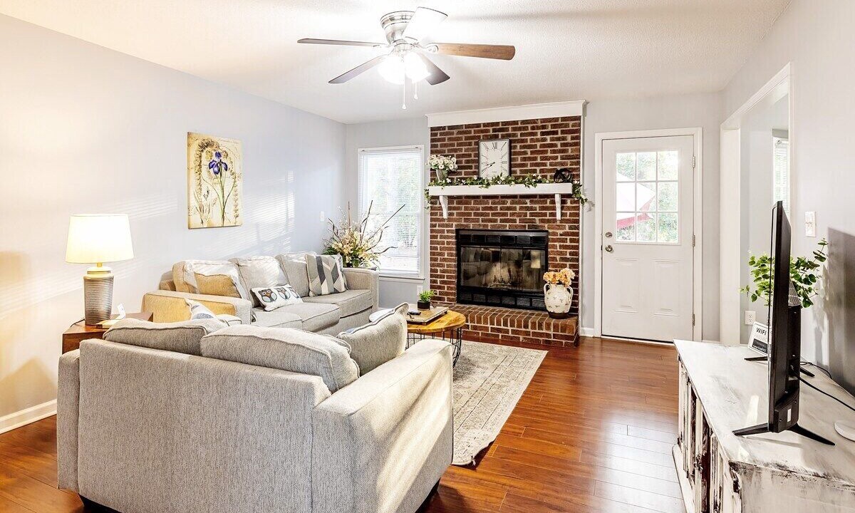 Photo of Livingroom in Fayetteville