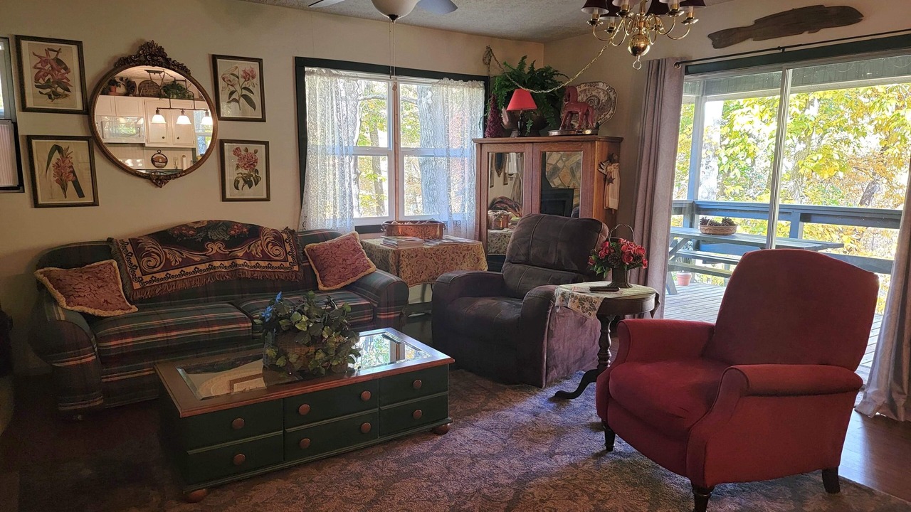 Photo of Livingroom in Franklin