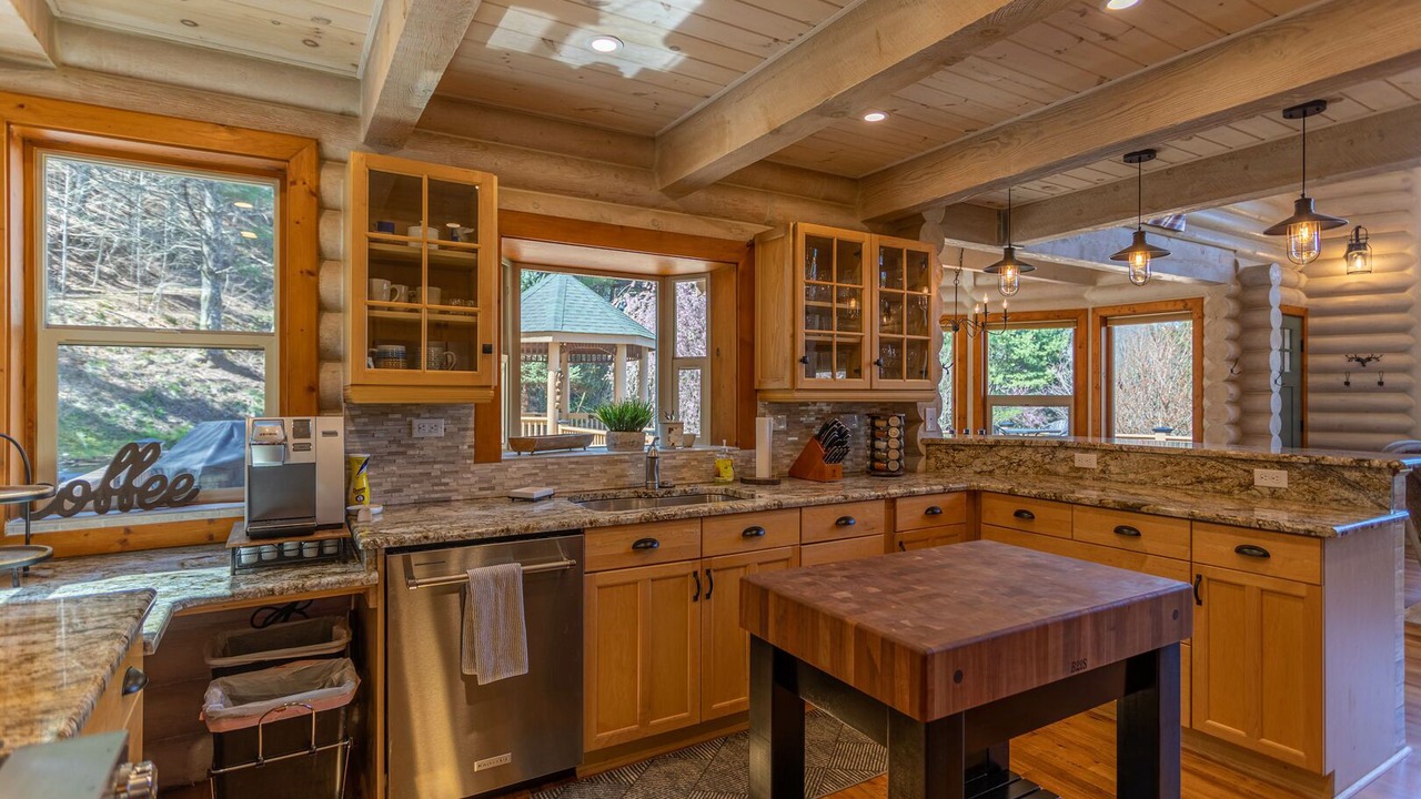 Photo of Kitchen in Sugar Grove