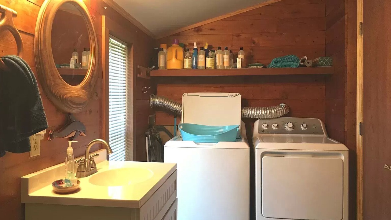 Photo of Bathroom in Carteret County
