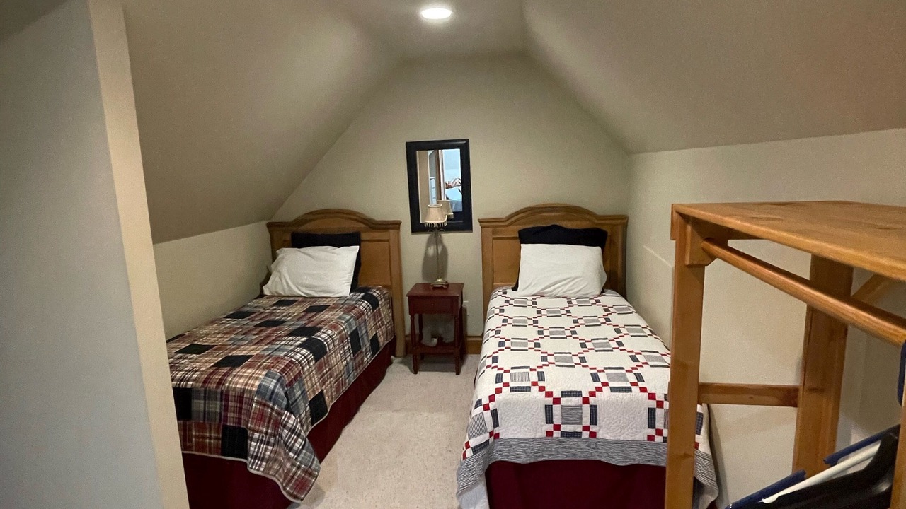 Photo of Bedroom in Robbinsville