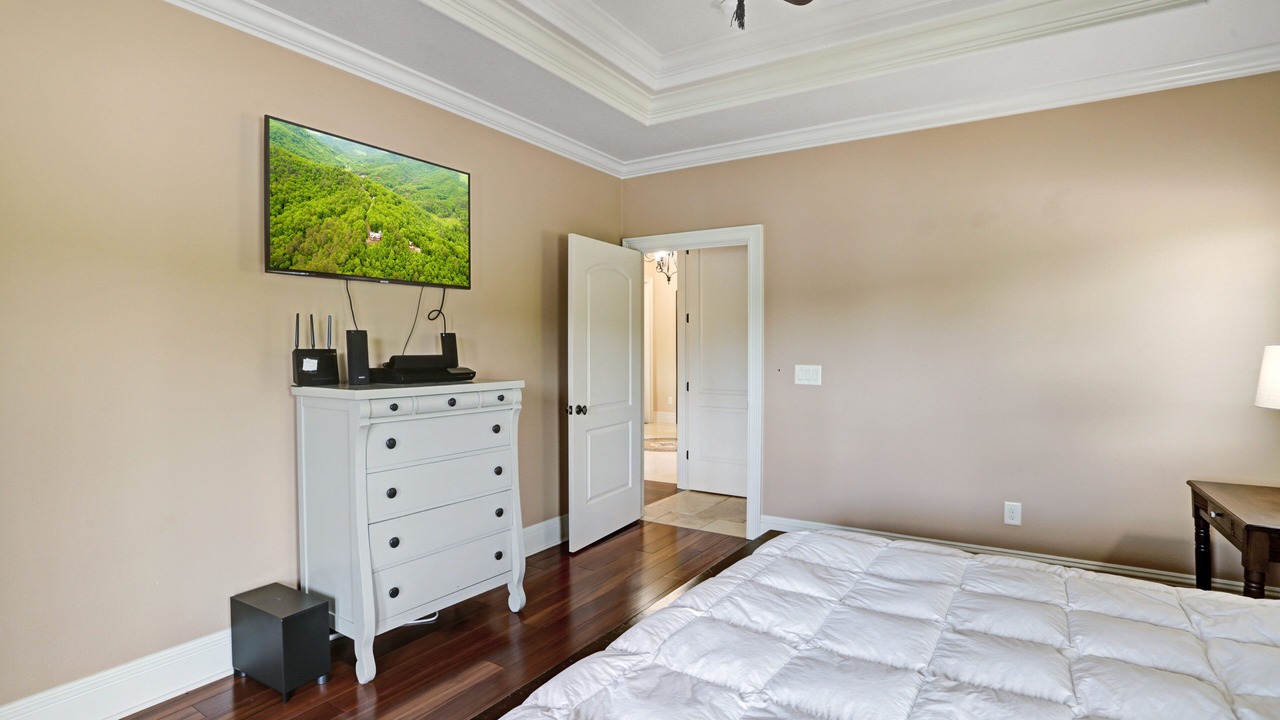 Photo of Bedroom in Hayesville
