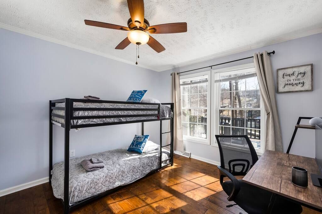 Photo of Bedroom in Semora