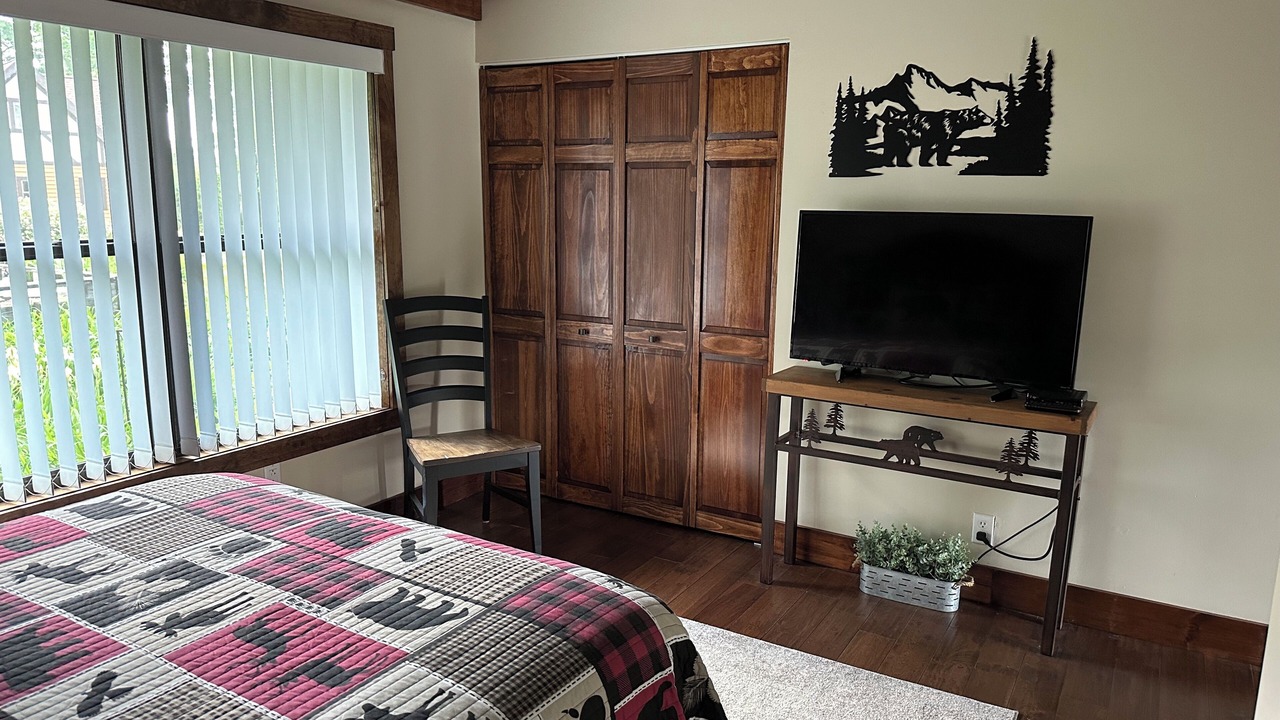 Photo of Bedroom in Burnsville