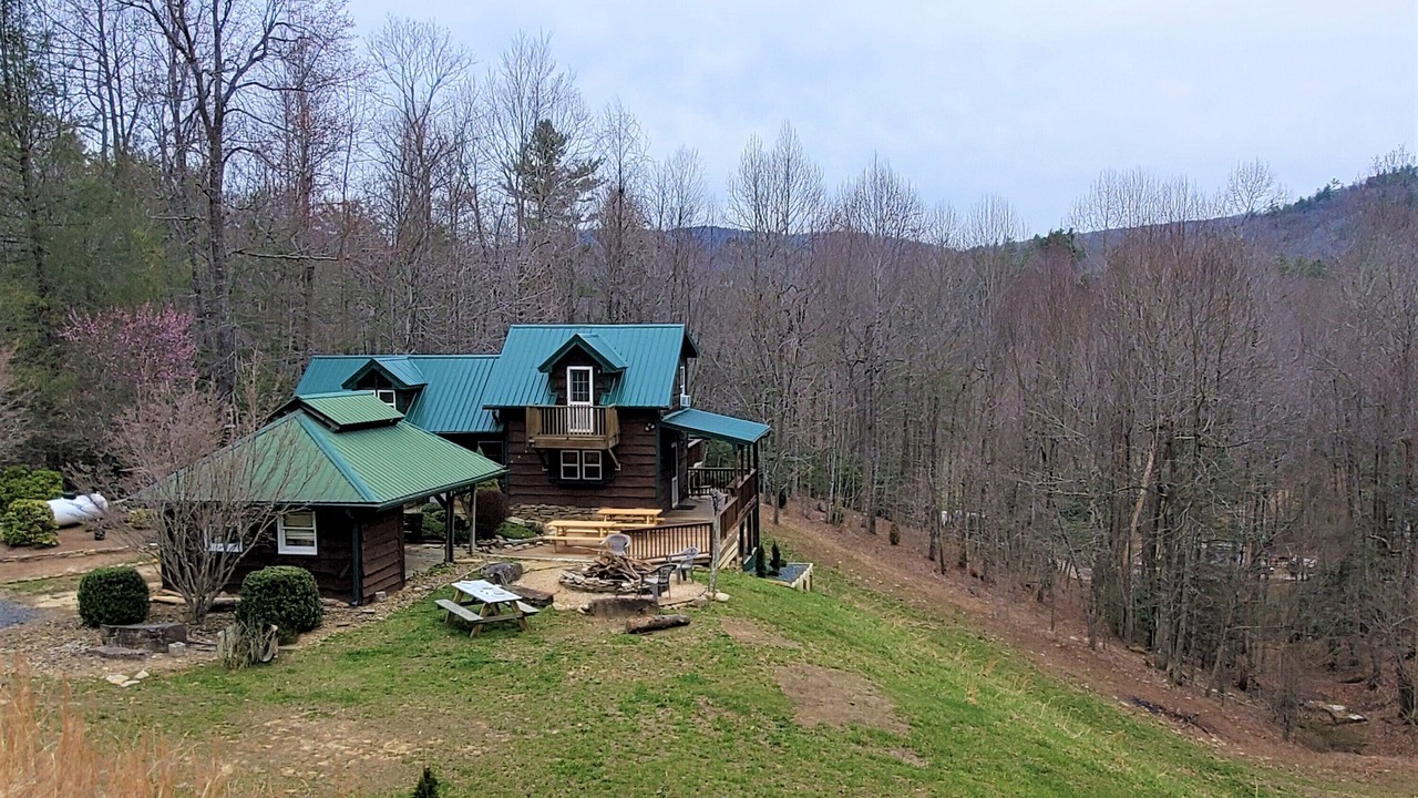 Photo of Outdoor in Spruce Pine