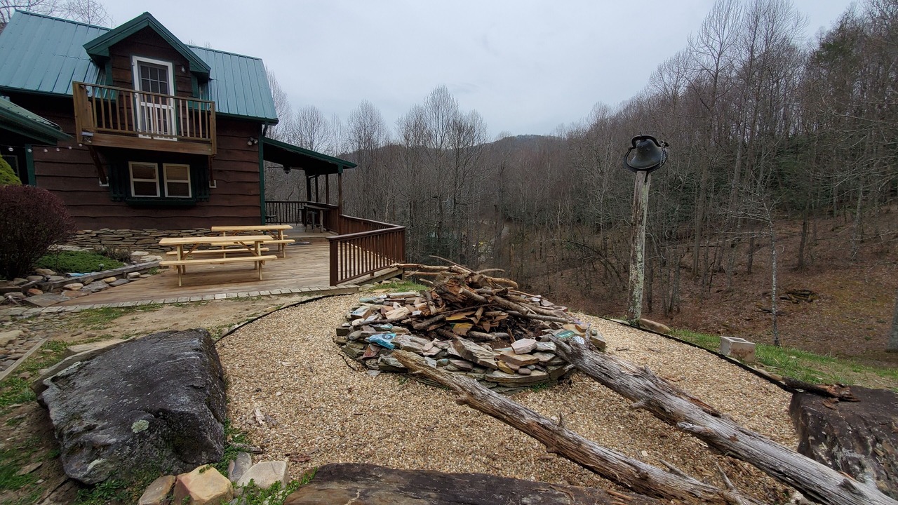 Photo of Outdoor in Spruce Pine
