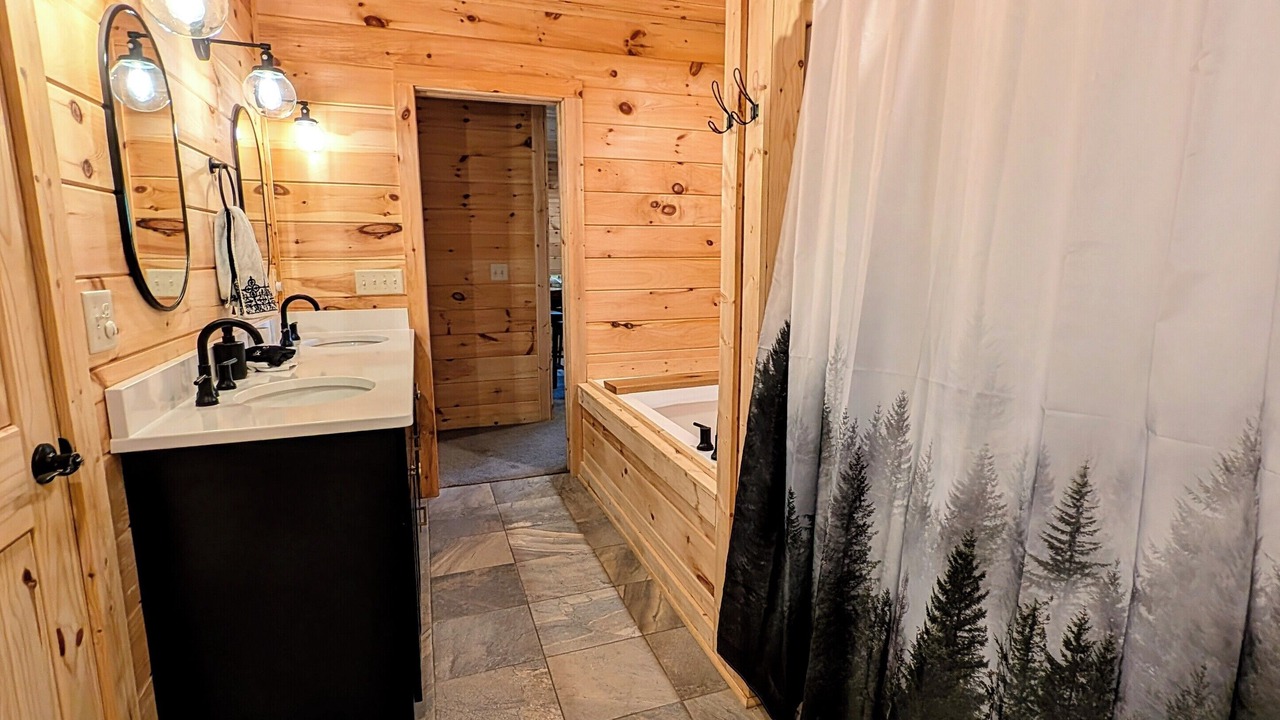 Photo of Bedroom in Morganton