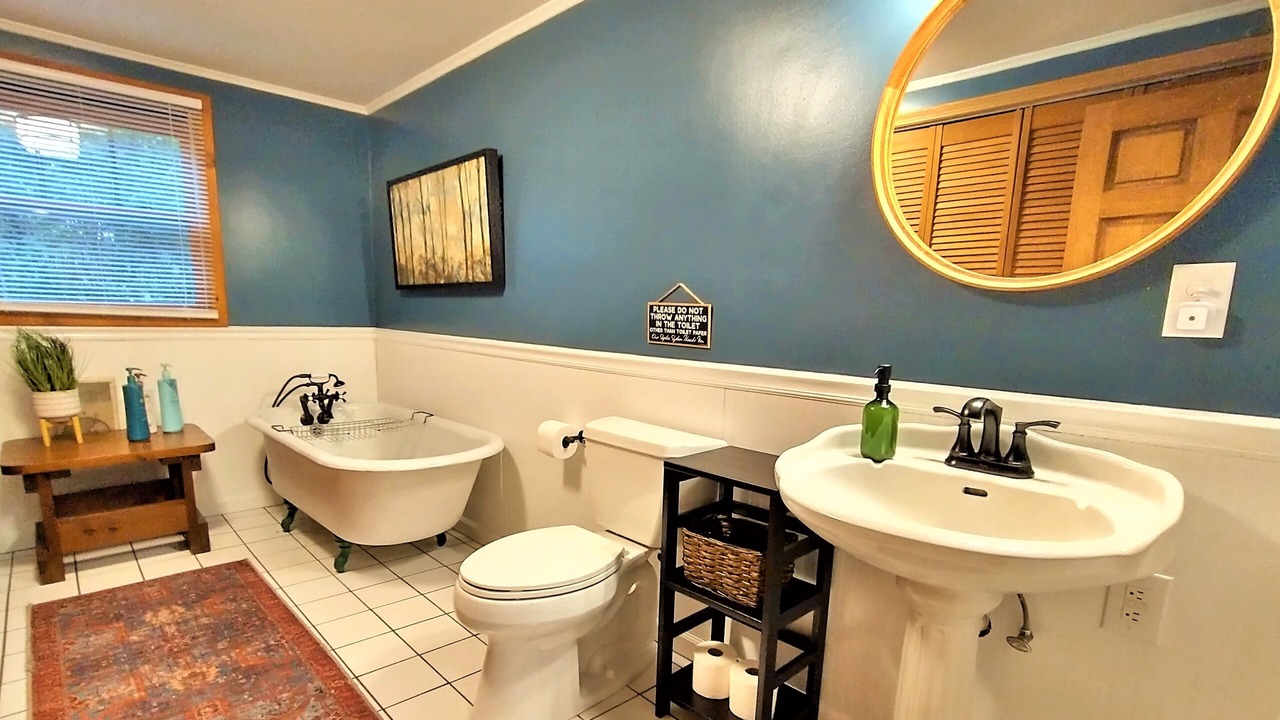 Photo of Bathroom in Weaverville