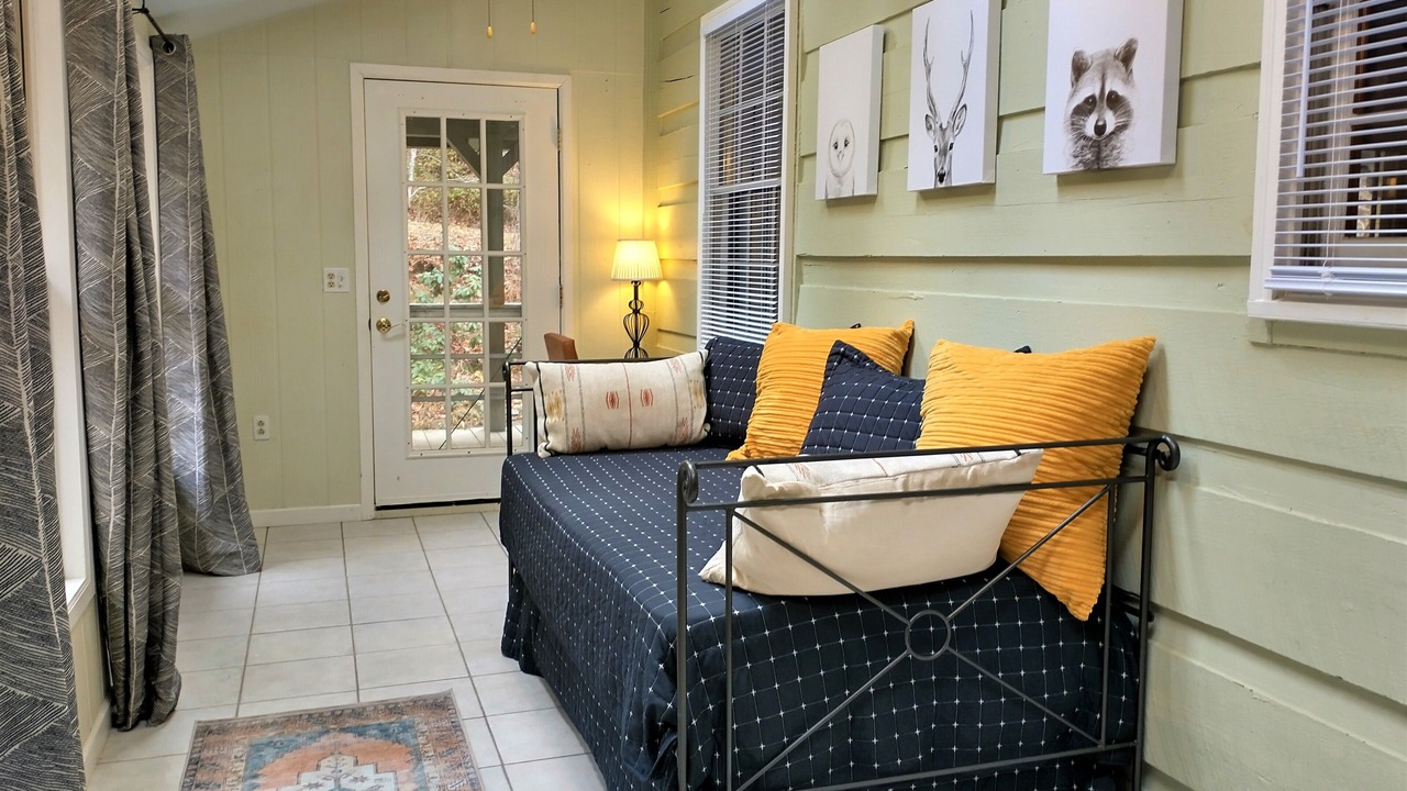 Photo of Bedroom in Weaverville