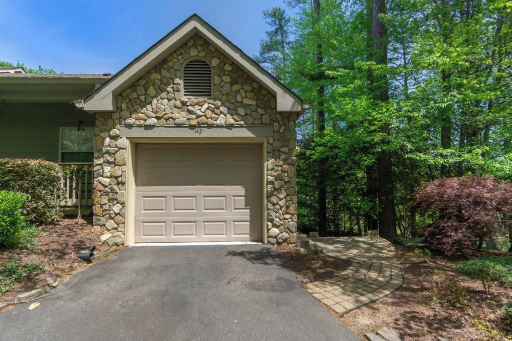Photo of Outdoor in Lake Lure