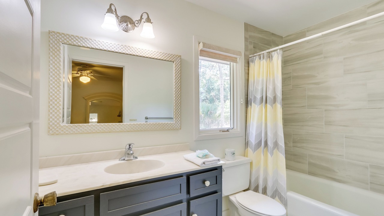 Photo of Bathroom in Lawton Woods