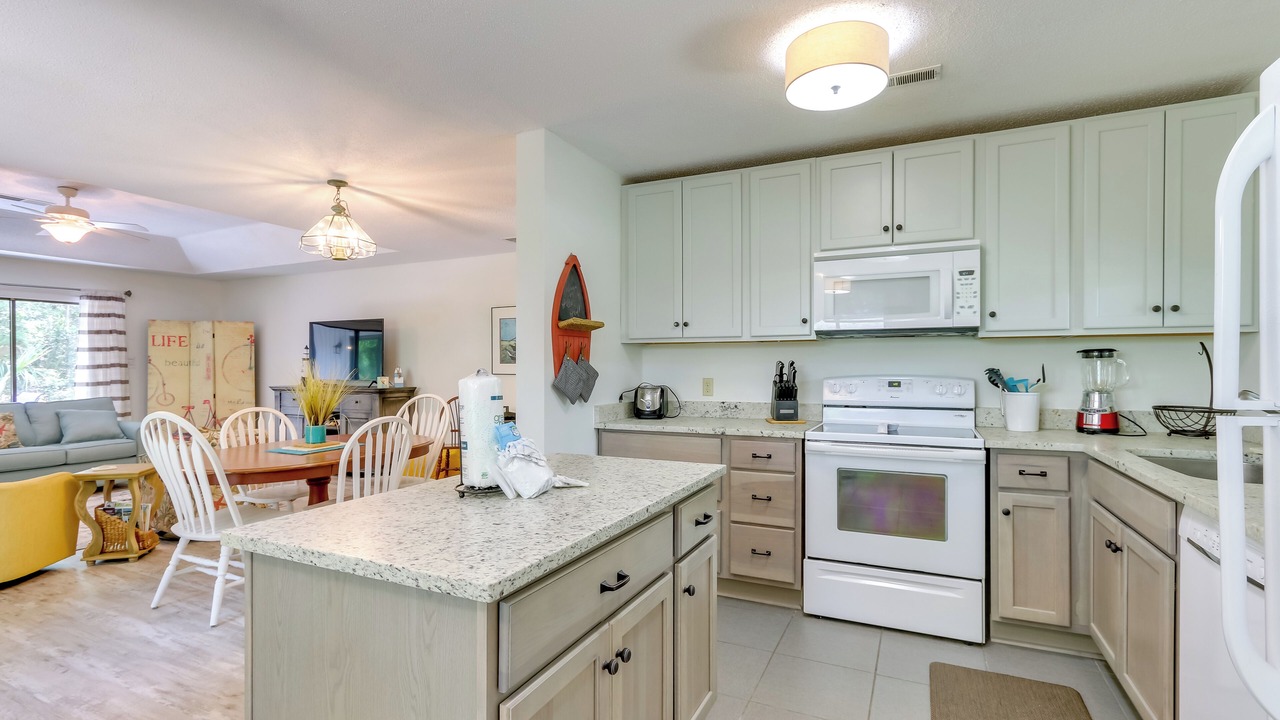 Photo of Kitchen in Lawton Woods