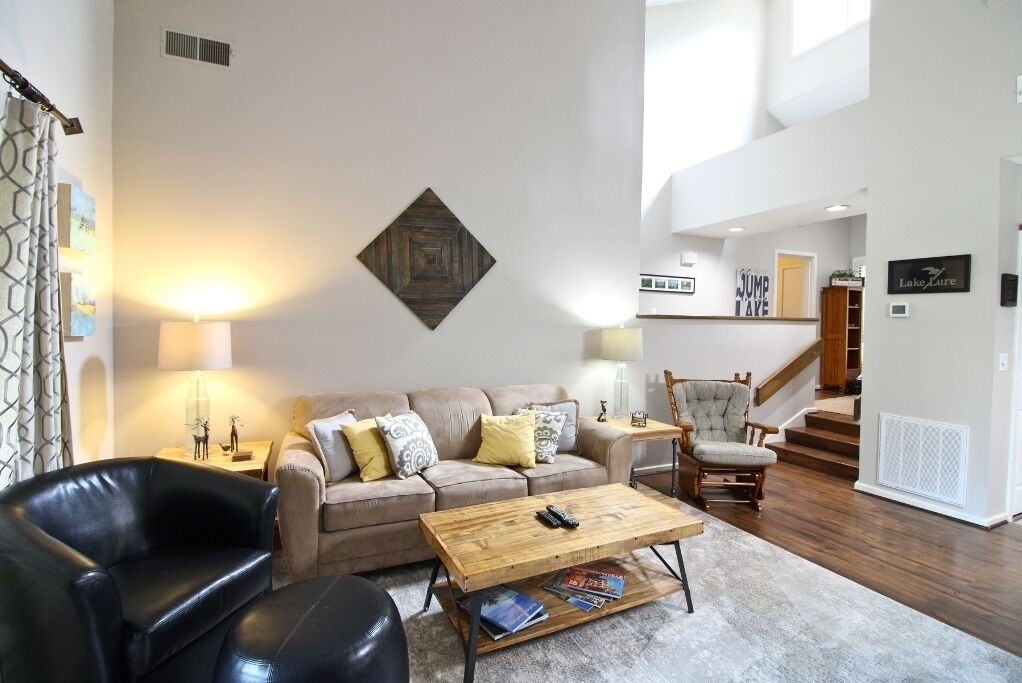 Photo of Livingroom in Lake Lure