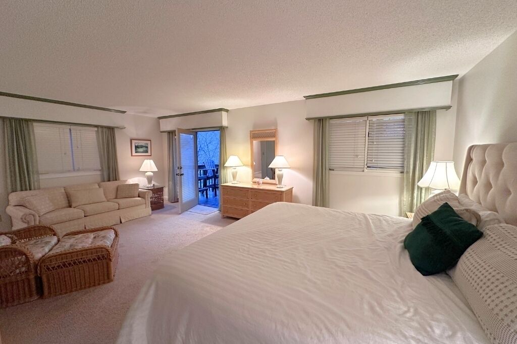 Photo of Bedroom in Lake Lure