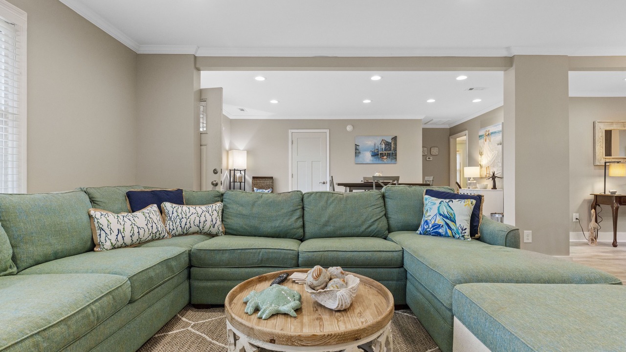 Photo of Livingroom in The Point