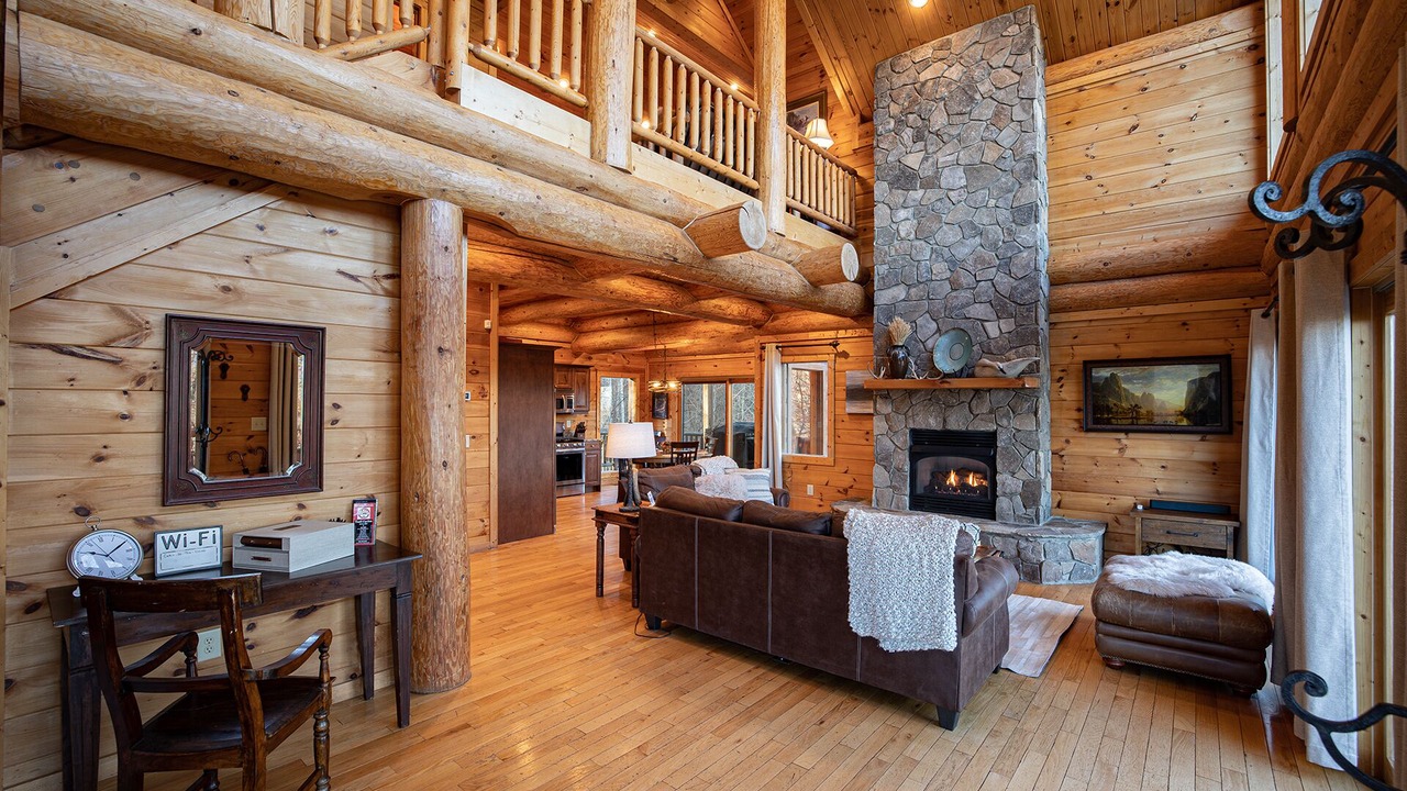 Photo of Livingroom in Almond