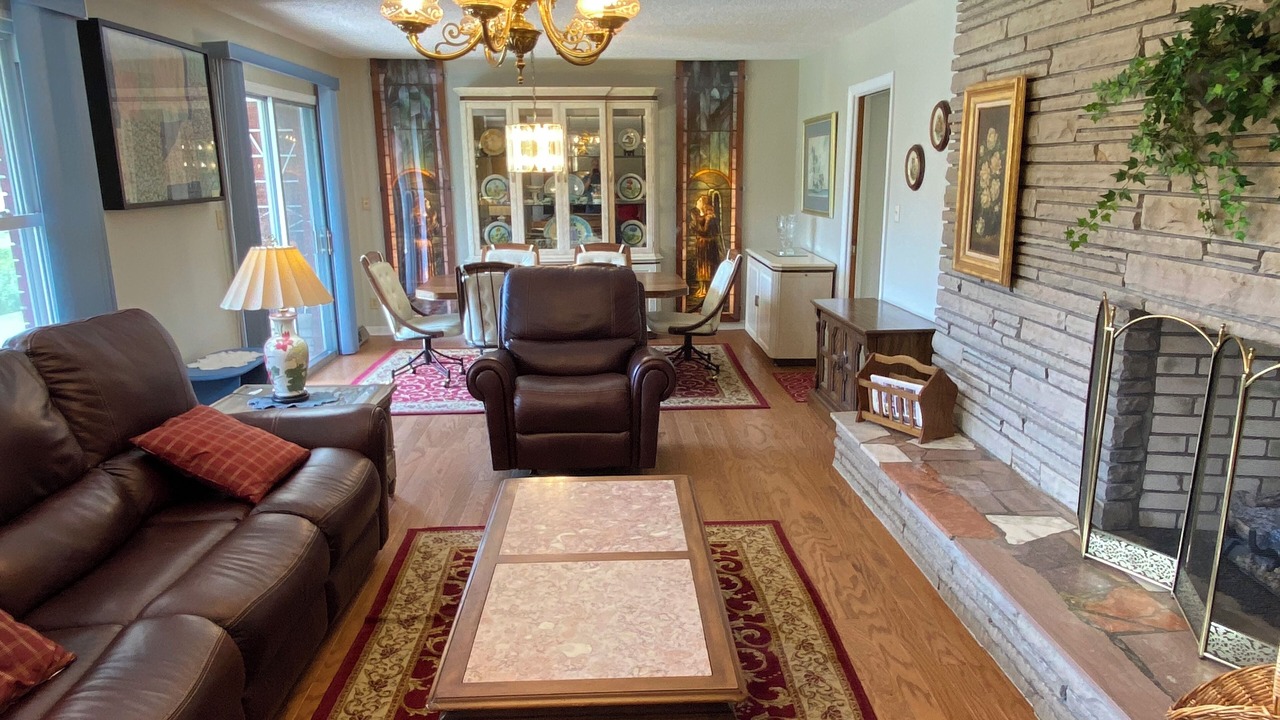 Photo of Livingroom in Burnsville