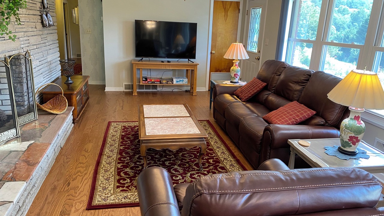 Photo of Livingroom in Burnsville