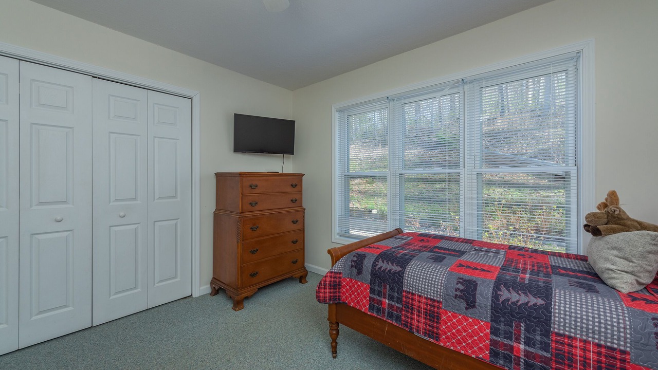 Photo of Bedroom in Burnsville