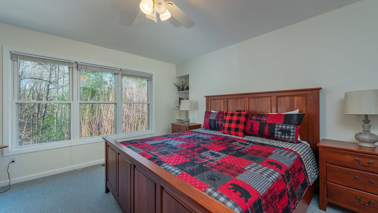 Photo of Bedroom in Burnsville
