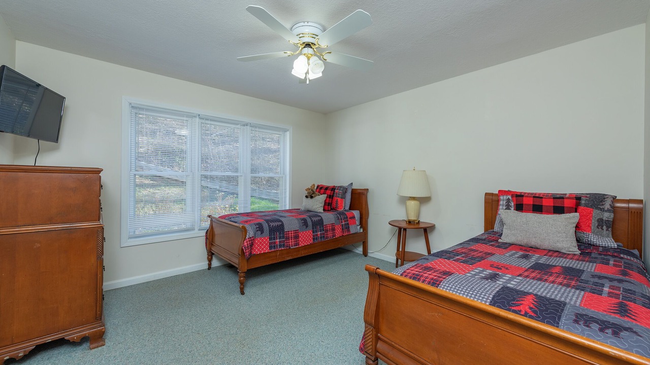 Photo of Bedroom in Burnsville