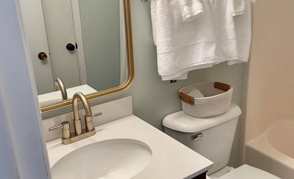 Photo of Bathroom in Emerald Isle
