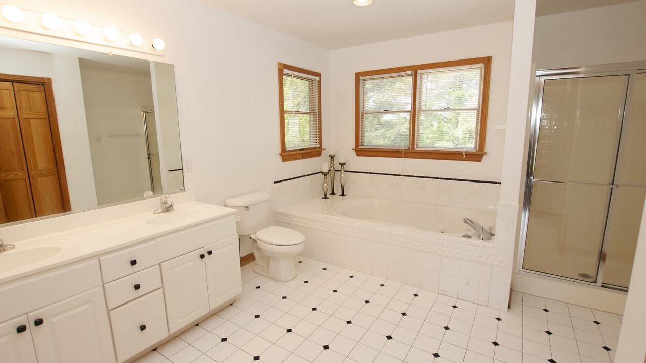 Photo of Bathroom in Ocean Hill