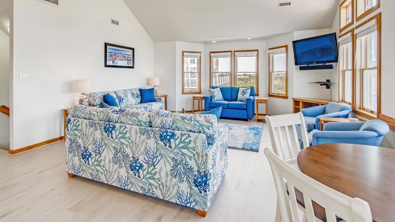 Photo of Bedroom in Waves