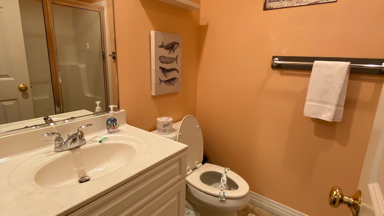 Photo of Bedroom in Bermuda Bay