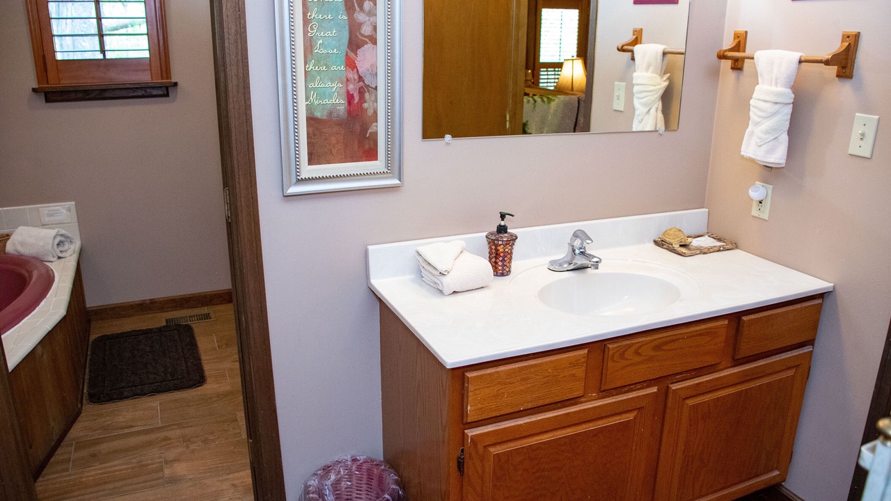 Photo of Bathroom in Wears Valley