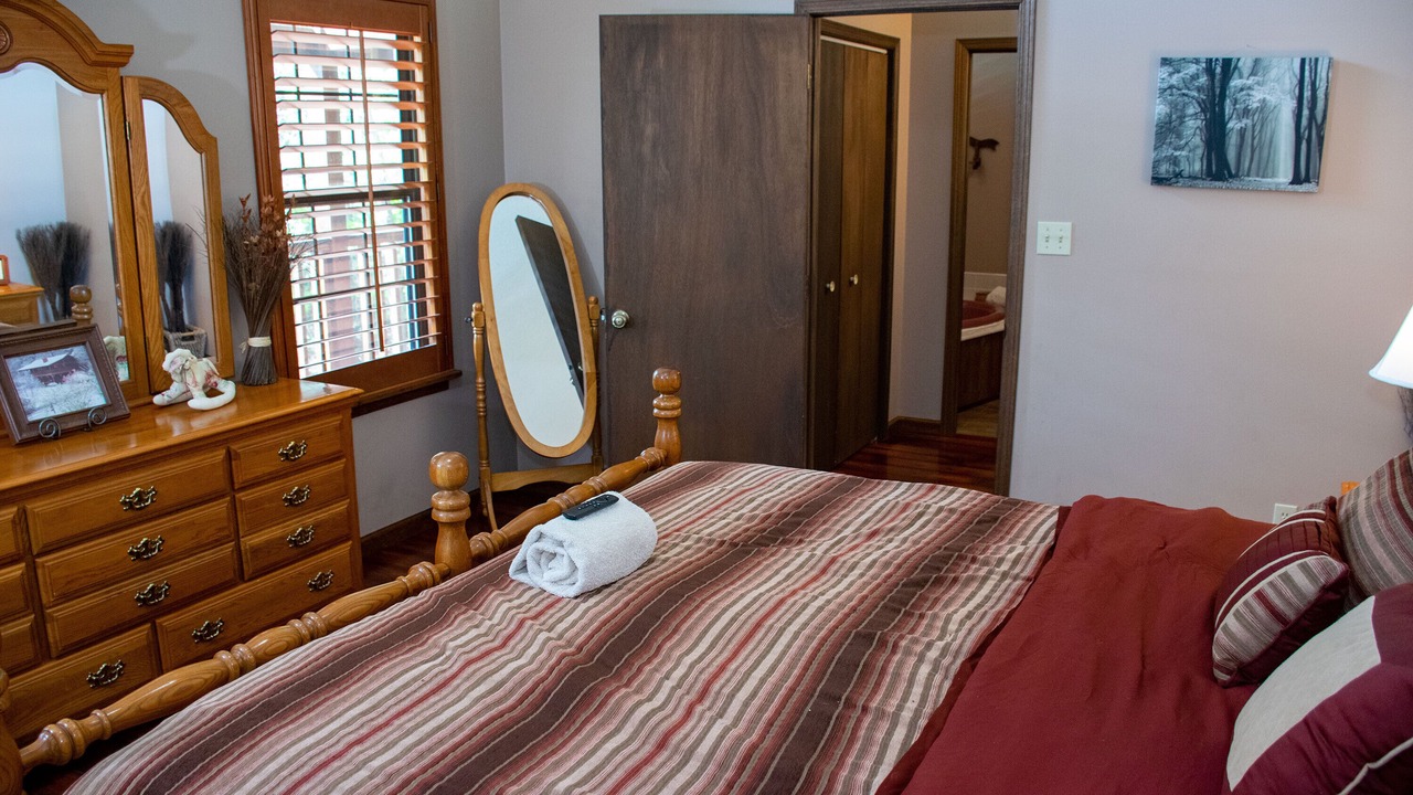 Photo of Bedroom in Wears Valley
