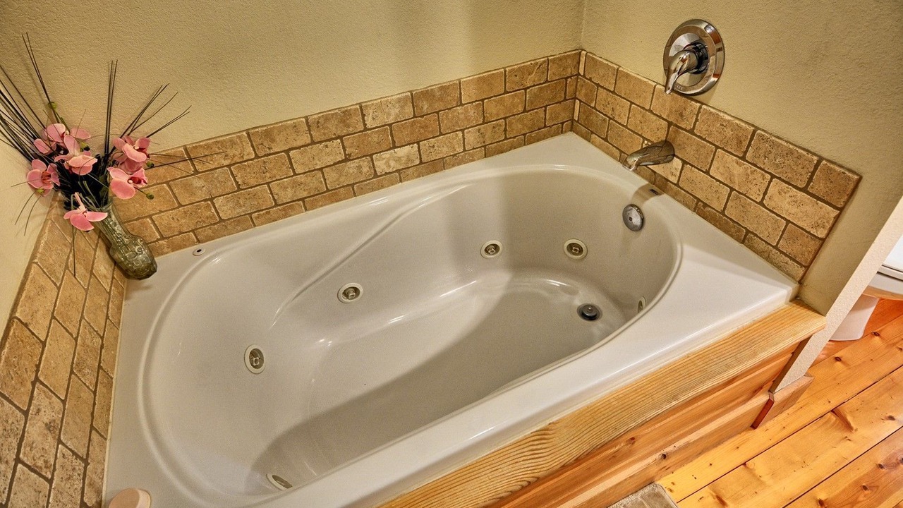Photo of Bathroom in West Jefferson