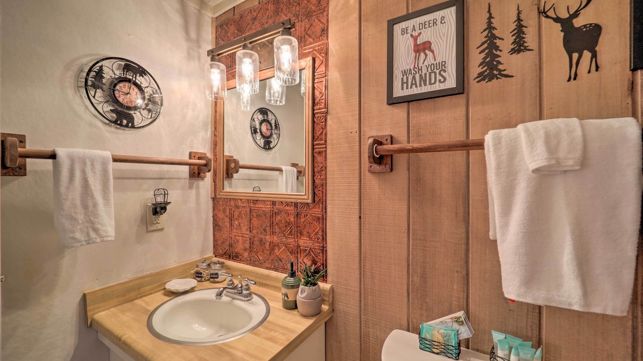 Photo of Bathroom in Beech Mountain