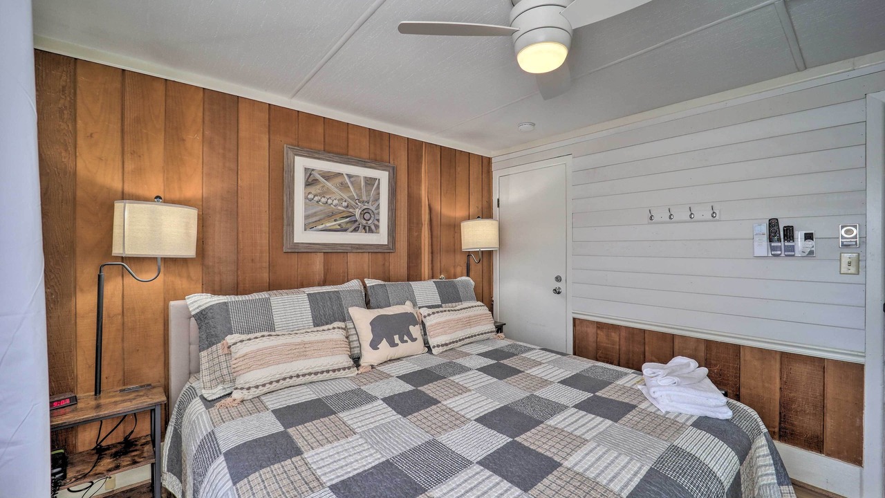 Photo of Bedroom in Beech Mountain