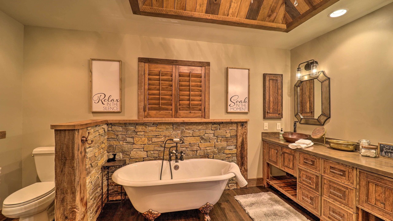 Photo of Bathroom in Beech Mountain