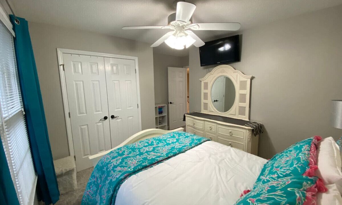 Photo of Bedroom in Jamestown