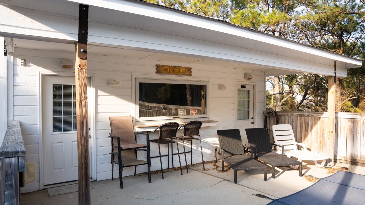 Photo of Patio Balcony in Whalehead Beach