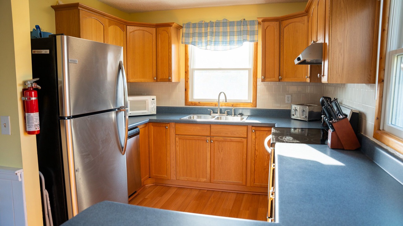 Photo of Kitchen in Whalehead Beach