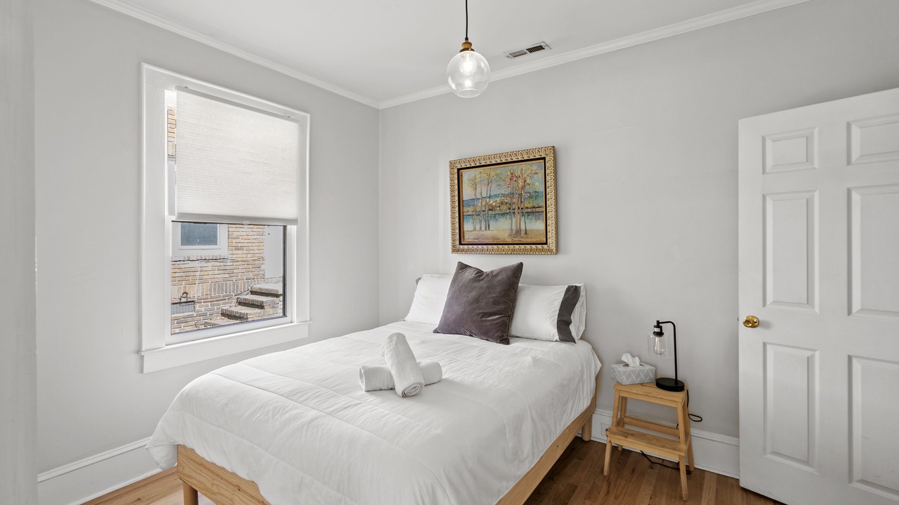 Photo of Bedroom in Plaza Midwood