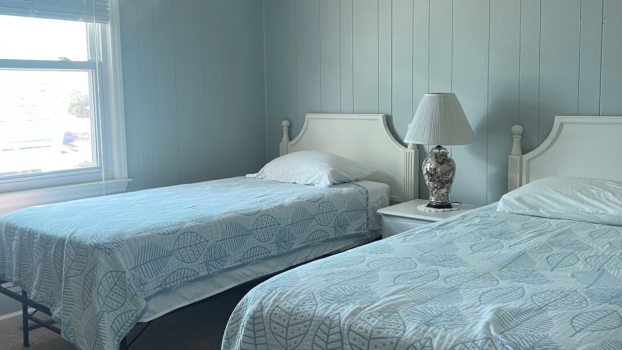Photo of Bedroom in Pine Knoll Shores